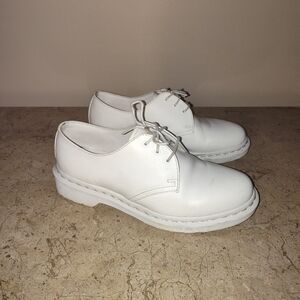 Doc Martens Classic White Men's Smooth Leather Shoes